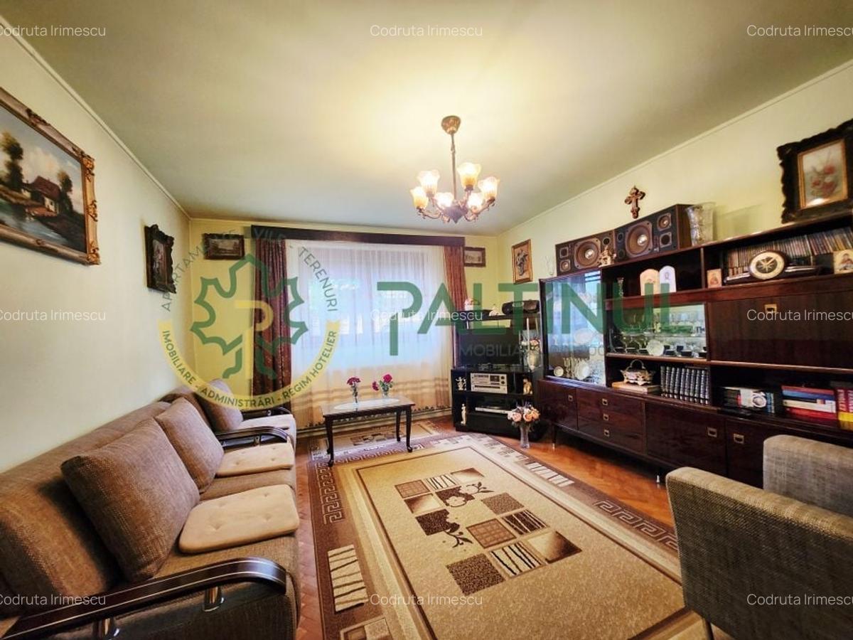Casă cu teren 671 mp și hală 270 mp - Lazaret, acces din 2 străzi - 3