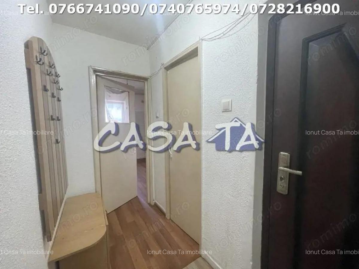 Apartament 3 Camere, Etaj 4, Strada Aleea Teilor - Zona 9 Mai - 6