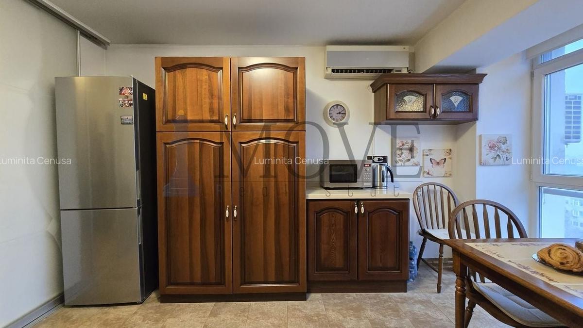 Apartament luminos si elegant  cu 4 camere- Piata Victoriei - 10