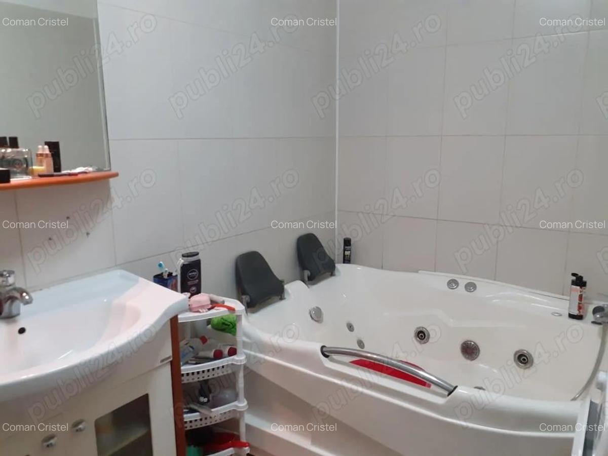 Vanz. P + M mobilata si utilata, caramida, 500.mp.,d.9 ml, 2 garaje str. Grivitei cu G.E.Grigorescu - 4