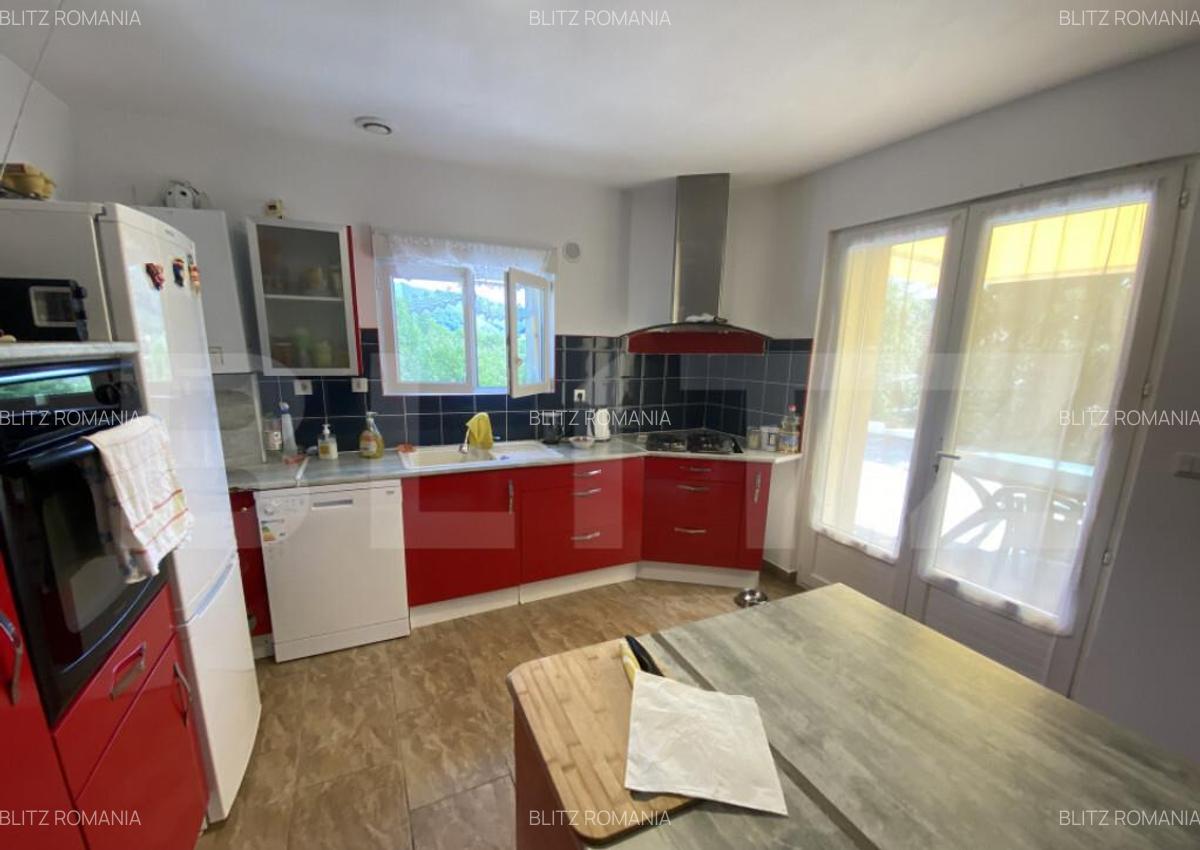 Casa familiala, suprafata de 133 mp, cu gradina de 4700 mp - 4