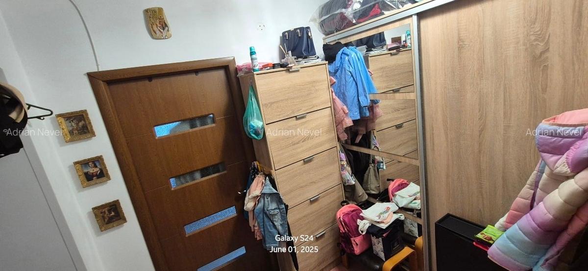 Apartament cu 3 camere semidecomandat în Bucureștii Noi - 10