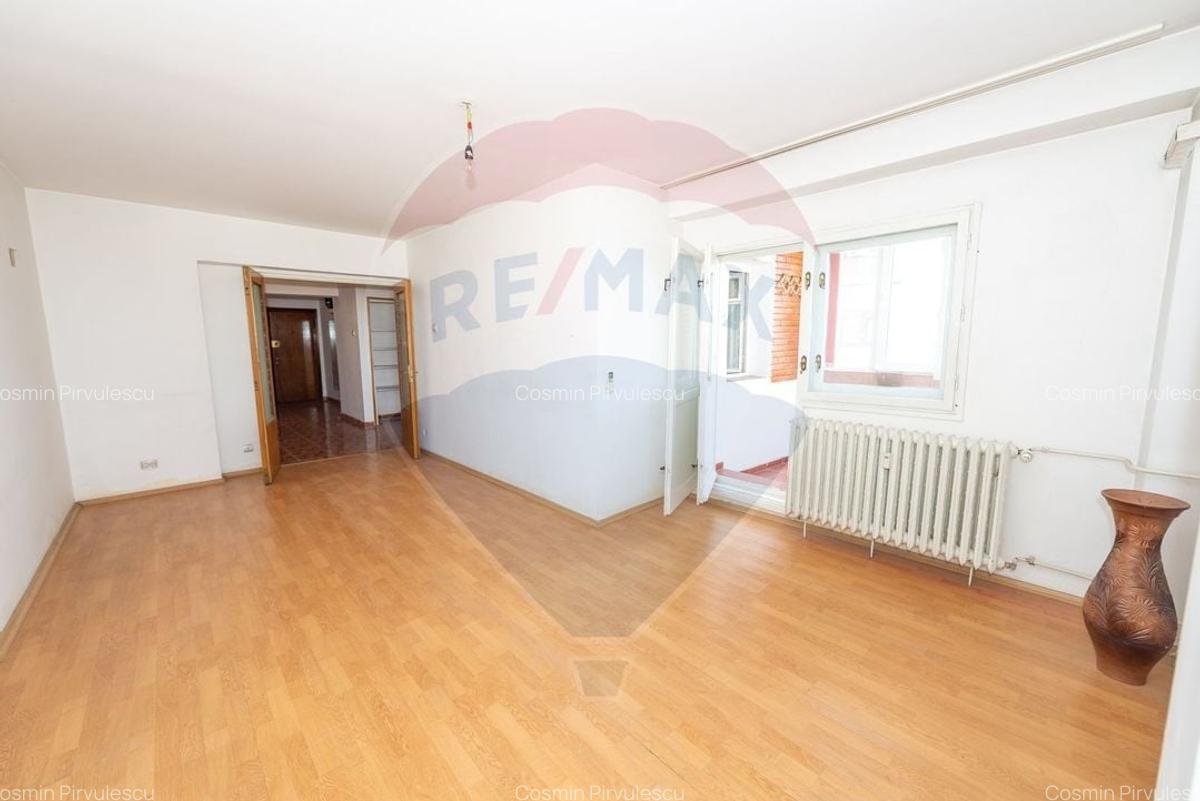 Apartament cu 3 camere decomandat în Cotroceni - 1