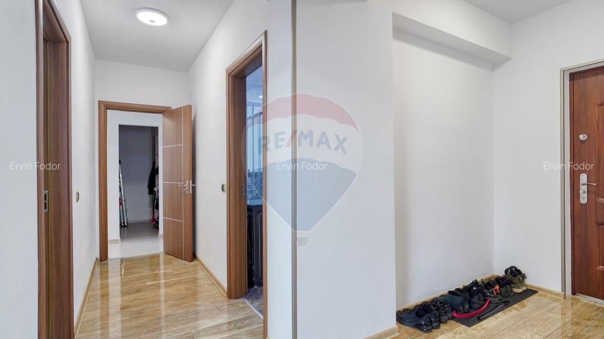 Apartament cu 3 camere de vanzare in Isaran Tractorul - 18