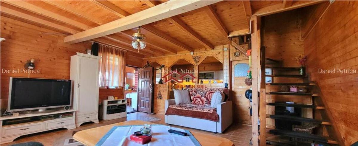 Casa p m Sura Mare, la 3 km de oras Sibiu, comision 0 - 3