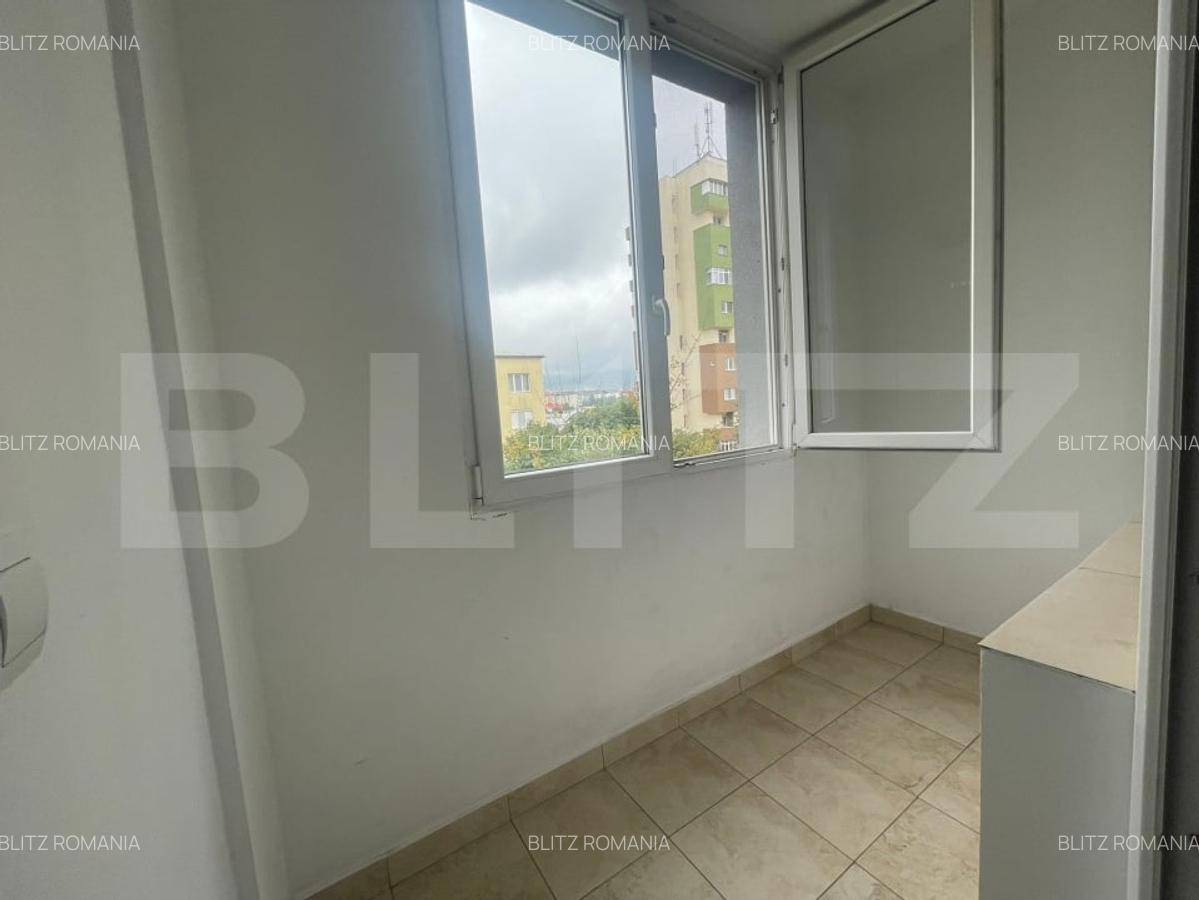 Garsoniera de vanzare, 27 mp, complet renovata, luminoasa - zona centrala - 4