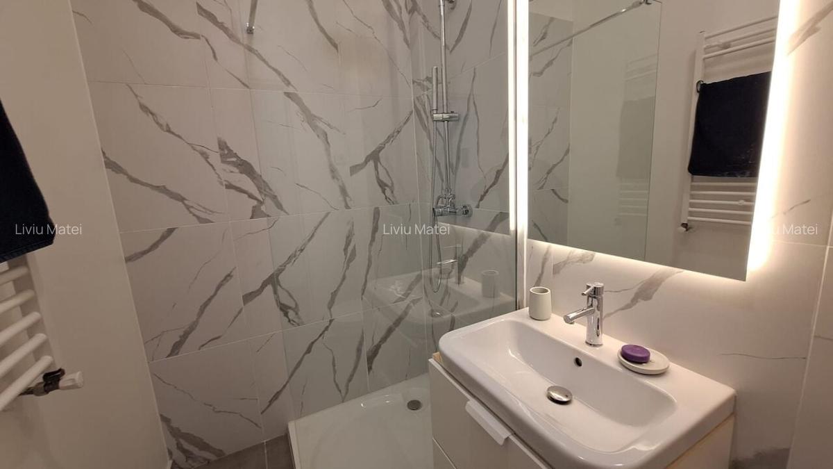 Timpuri Noi- Metrou - 15