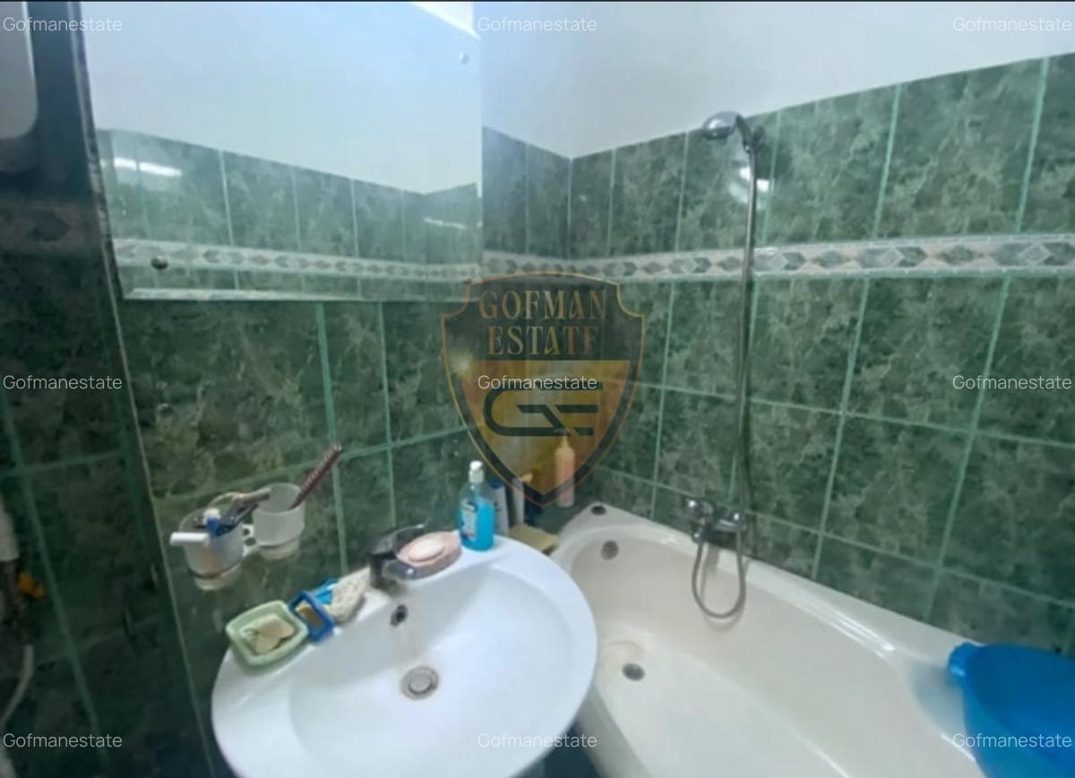 4 camere, Inel 2, etaj 3 / 4 decomandat - 5