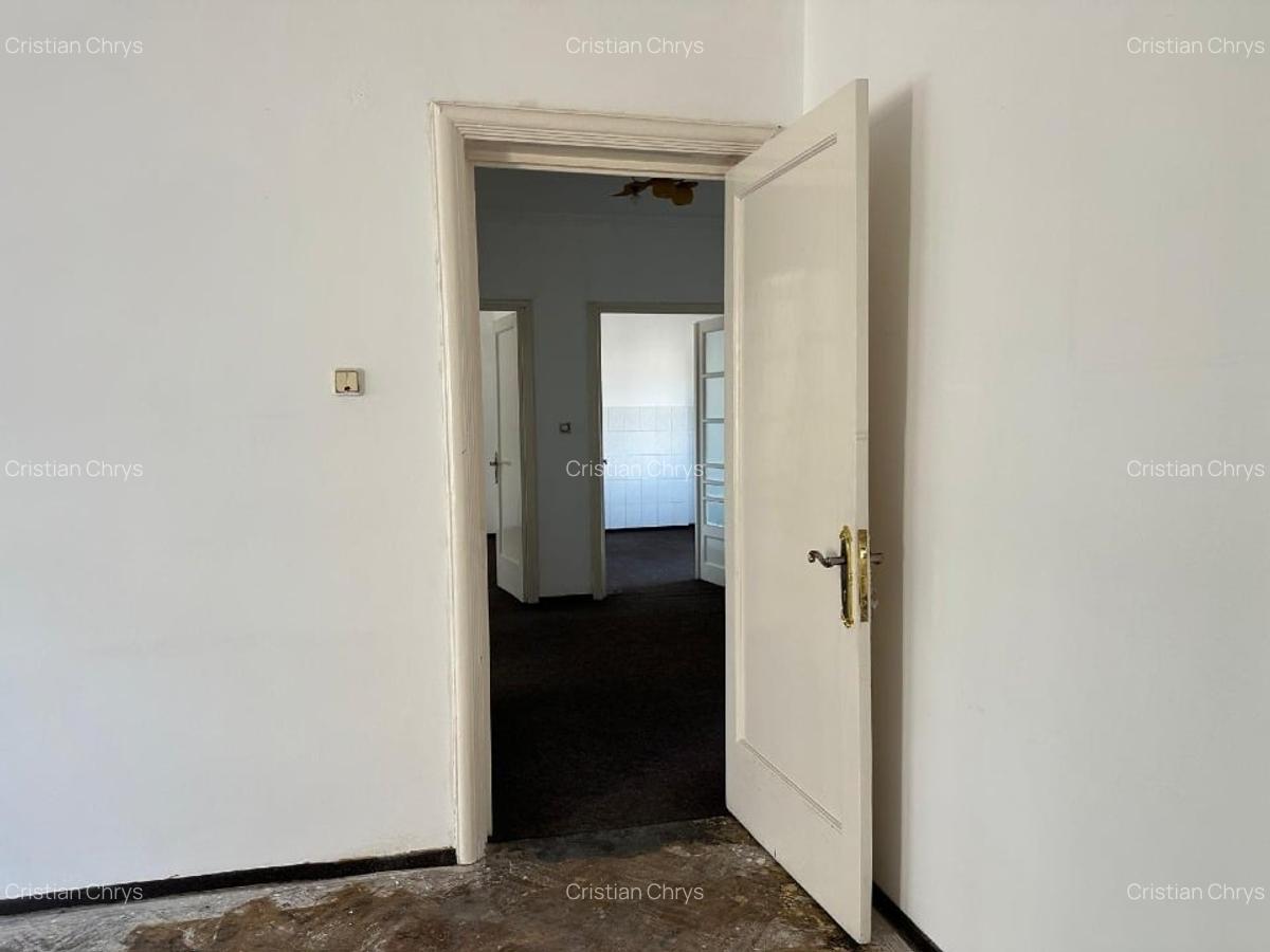 Apartament 4 camere decomandat - 2
