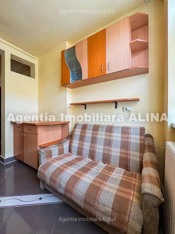 Ap. 2 camere in Deva, zona Iuliu Maniu, suprafata utila 45 mp, semidecomandat, etaj 3 - 9