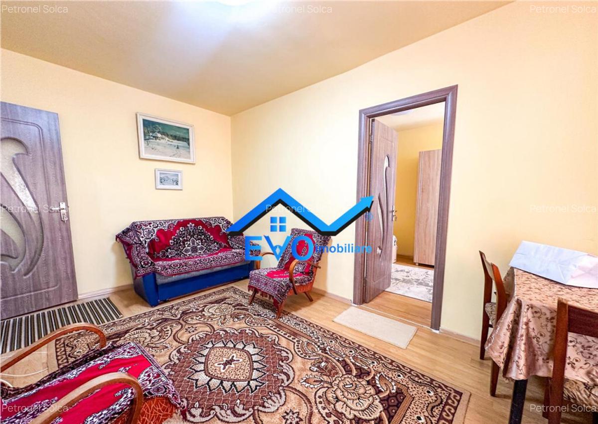 Apartament cu 2 camere, centrala termica, zona Alexandru cel - 3