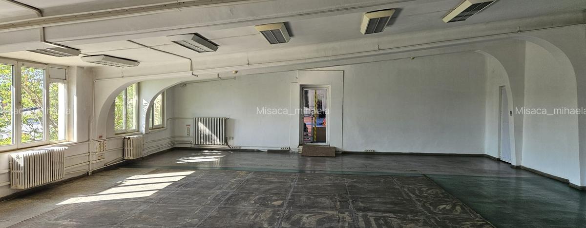 Open space   ideal  sala  de cursuri, sport, dans,  fitness  etc/ 74  sau 117 MP - 3