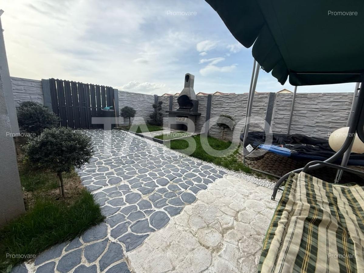 Apartament decomandat 54 mpu gradina 66 mp 2 locuri de parcare balcon - 1