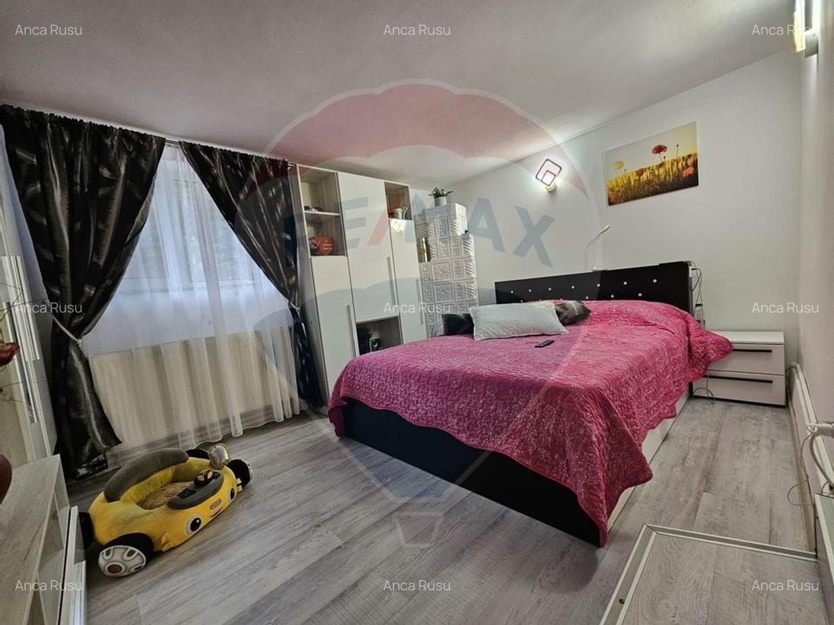 Casa / Vila cu 8 camere de vanzare Schitu/Costinesti - 3