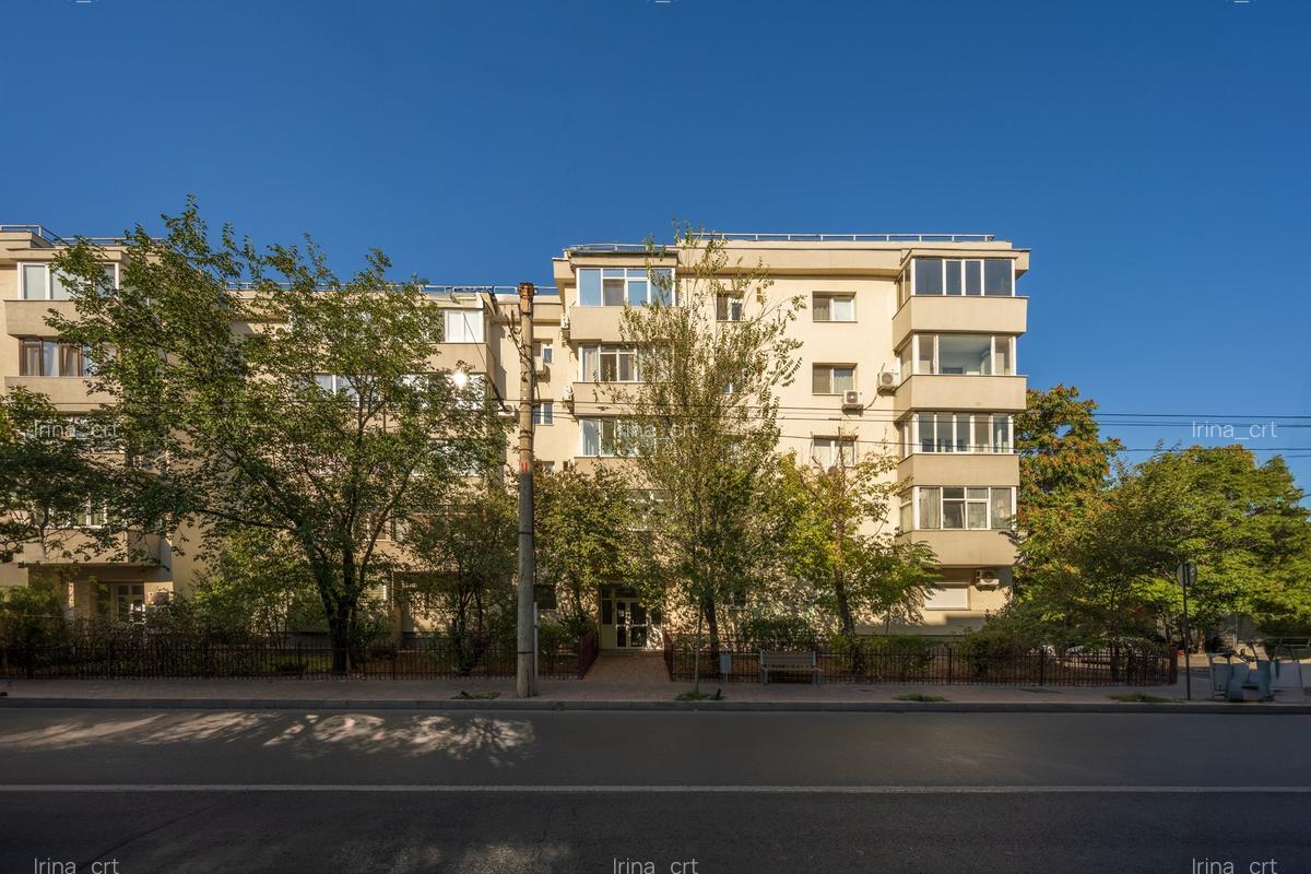 Bdul DECEBAL - Vanzare apartament 4 camere –  93 mp ! - 1
