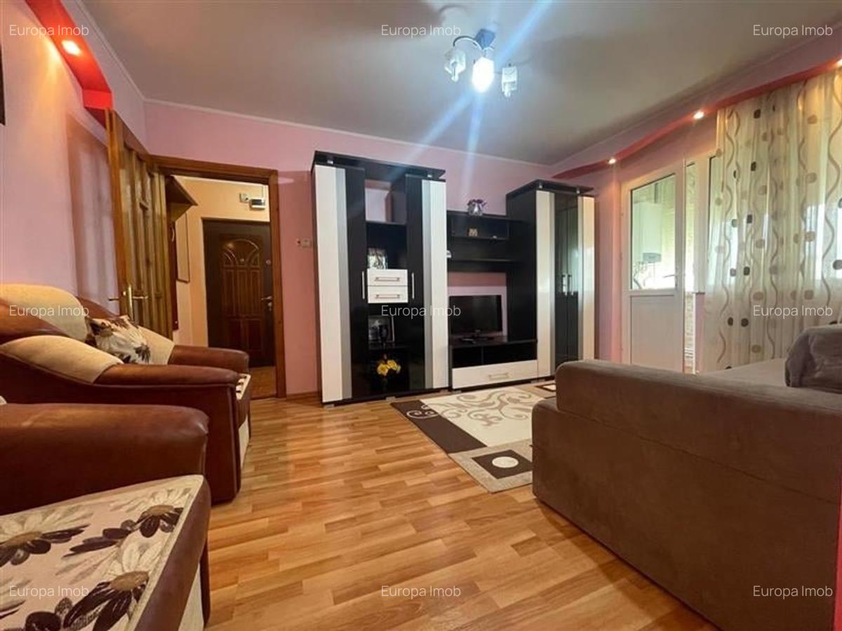 Apartament cu 2 camere de vanzare zona Vest-Tulcea - 2