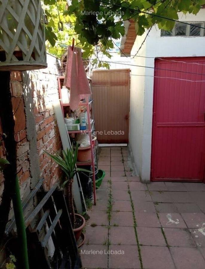 Casa cu 3 camere in zona Mihai Bravu - 1