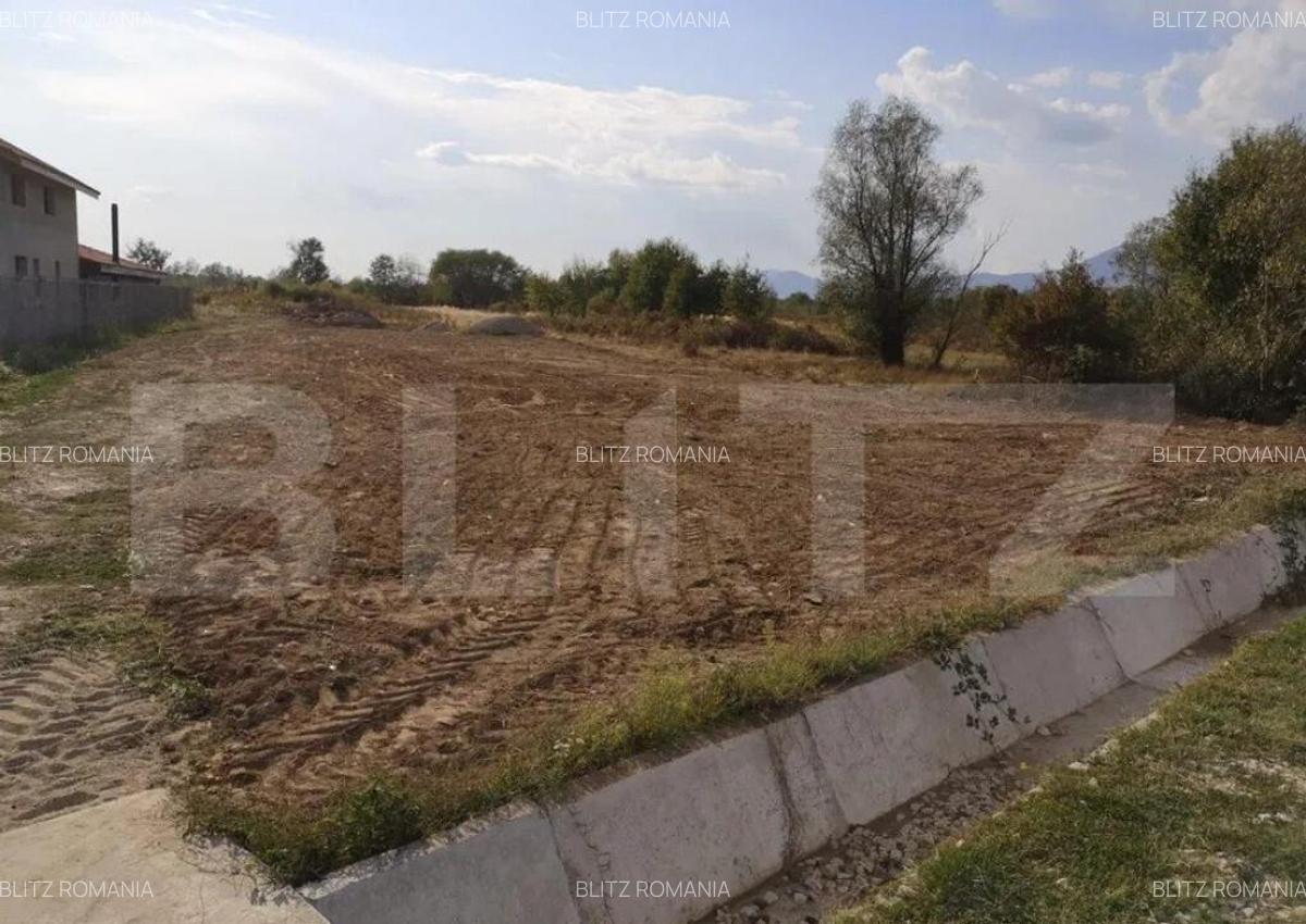 Teren intravilan 2670 mp, zona Lelesti - 4