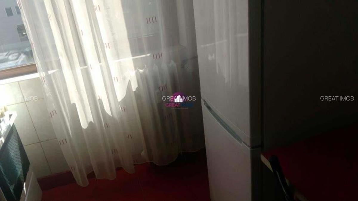 Apartament 2 Cam Decomandat Mega Mall - 10