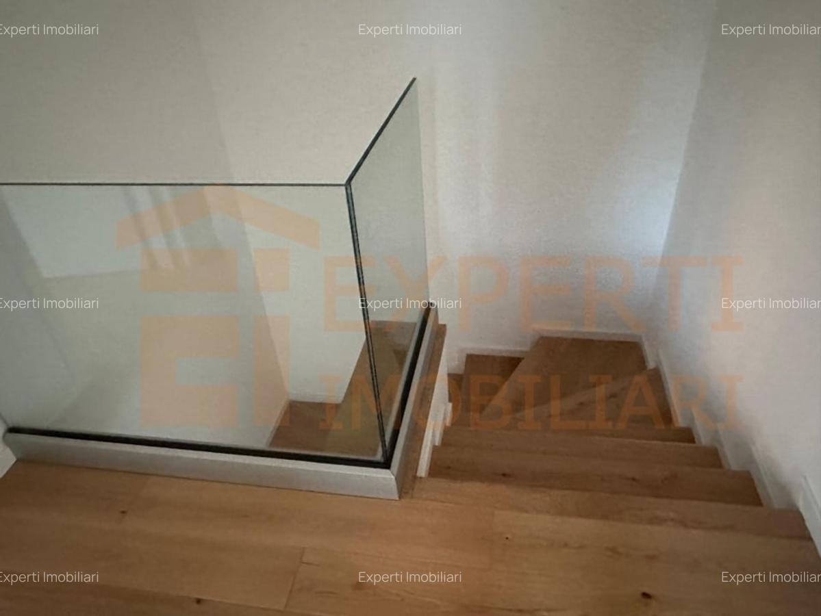 Vila deosebita de vanzare - zona Mamaia Nord pe malul lacului - 11