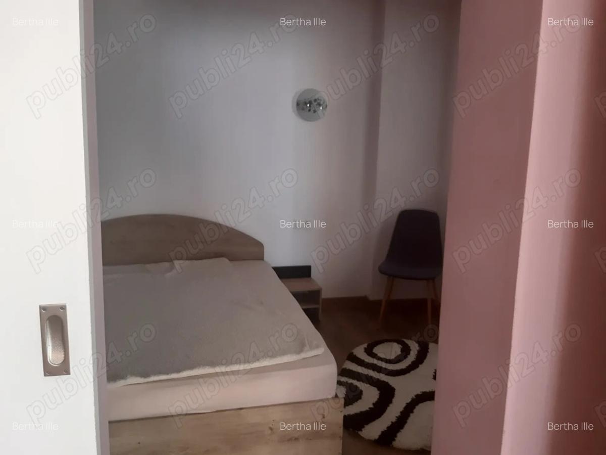 De inchiriat apartament 2 cam decomandat, zona Iulius Mall - 9