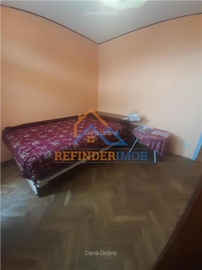 Apartament cu 3 camere semidecomandat în Grivița - 3