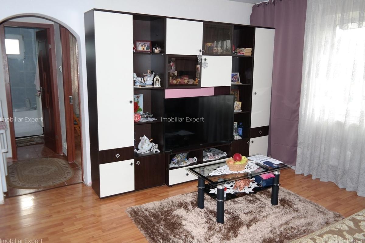 Apartament cu 2 camere semidecomandat în Prelungirea Ferentari - 5