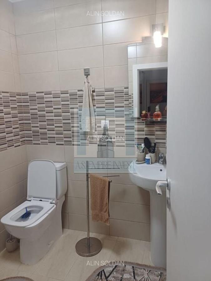 Apartament cu 3 camere decomandat în Noua - 11