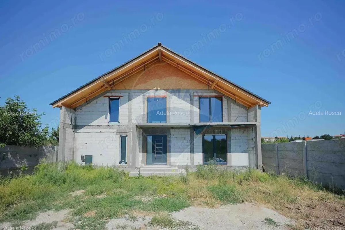 Casa de vanzare cu 4 dormitoare, teren 573 mp, in Sanmartin - 4