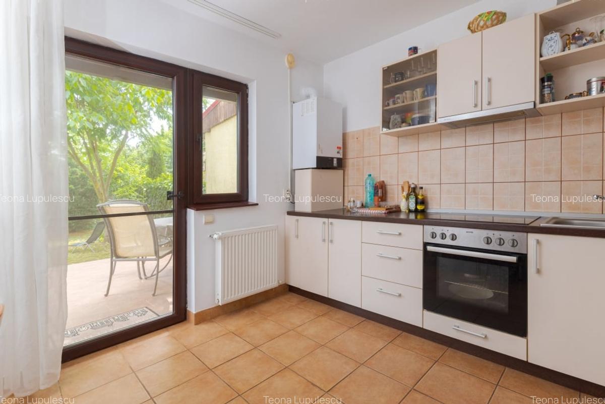 Casă cu 4 camere în Dumbrăvița - 20