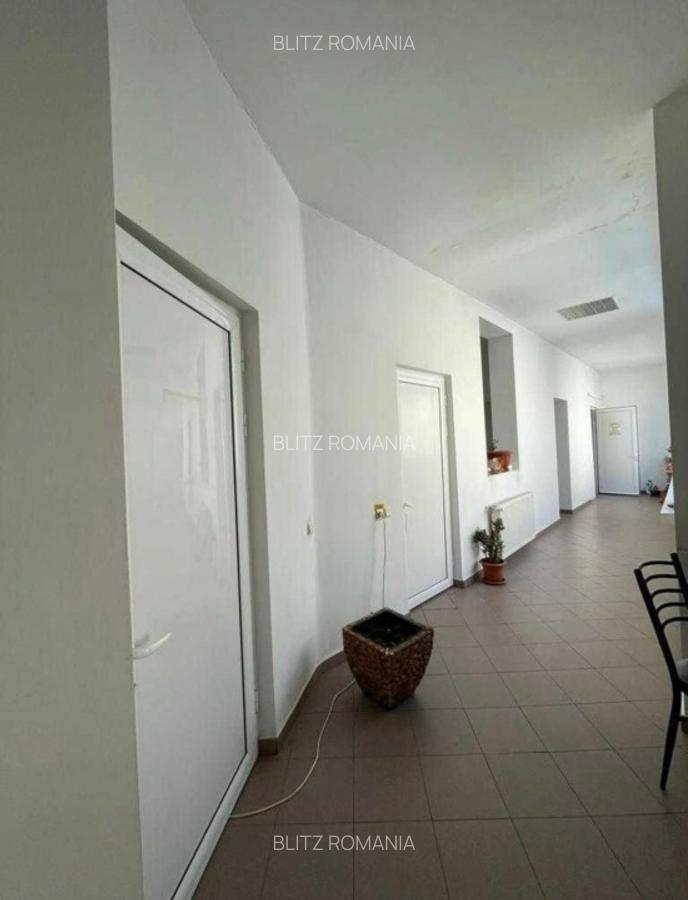 Oportunitate de investitie! Spatiu comercial, zona ultracentrala, 379 mp,Radauti - 5
