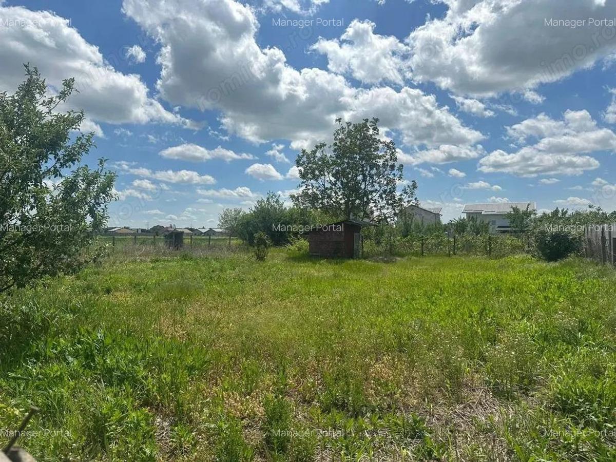 Comuna Berceni, Str. Ciresilor (iesire Mecanizarii catre A0), teren 420 mp - 4