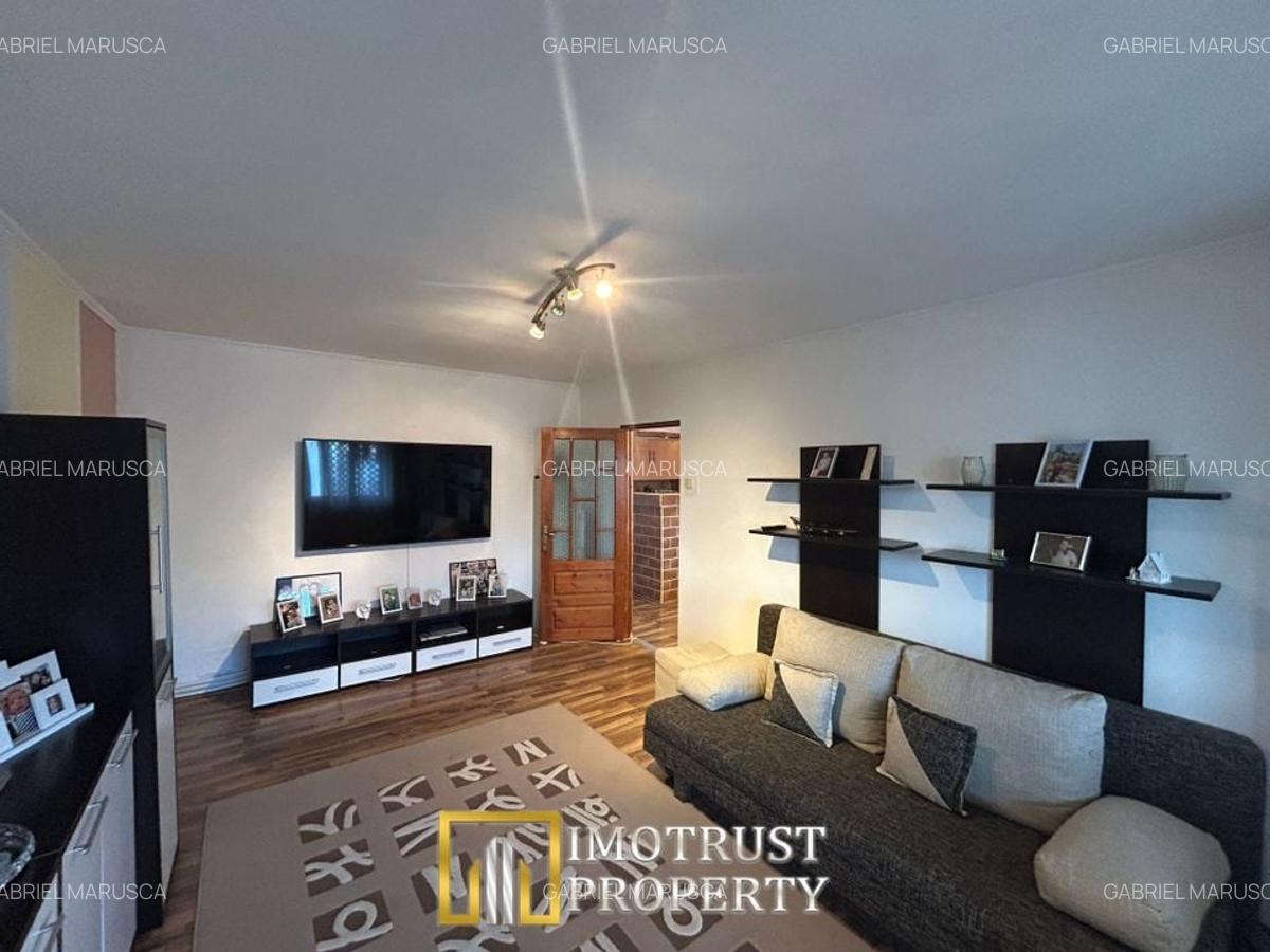 Apartament 3 camere de vanzare Arad - 8