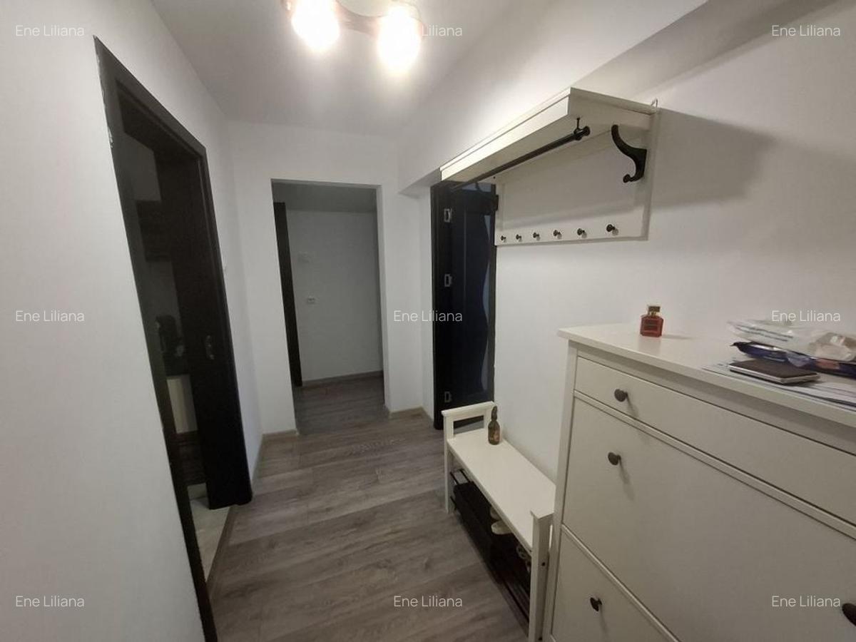 De vanzare apartament 3 camere - 5