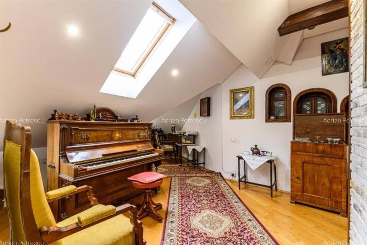 Descopera eleganta istorica si calatoreste in timp, in inima Brasovului - 3