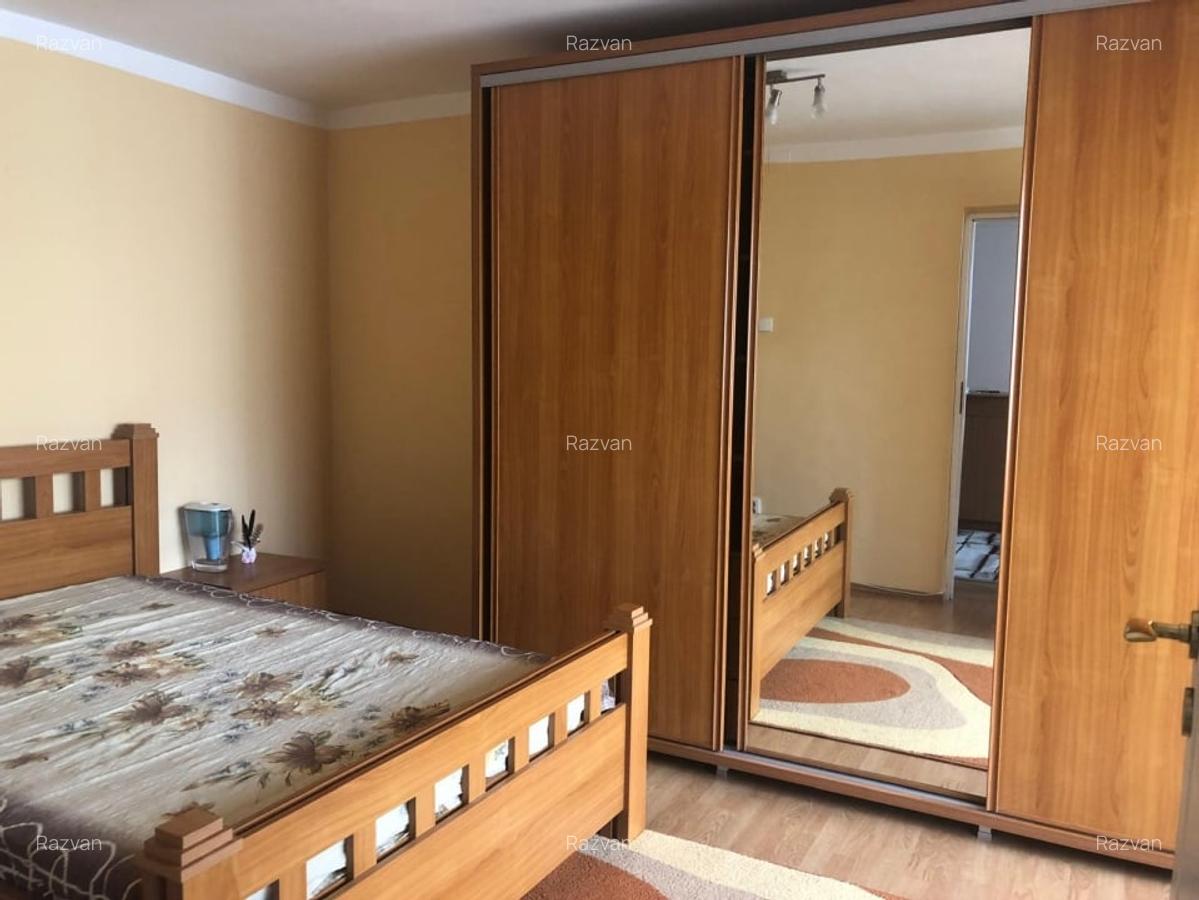 Apartament 3 camere decomandat, cartier Manastur - 5