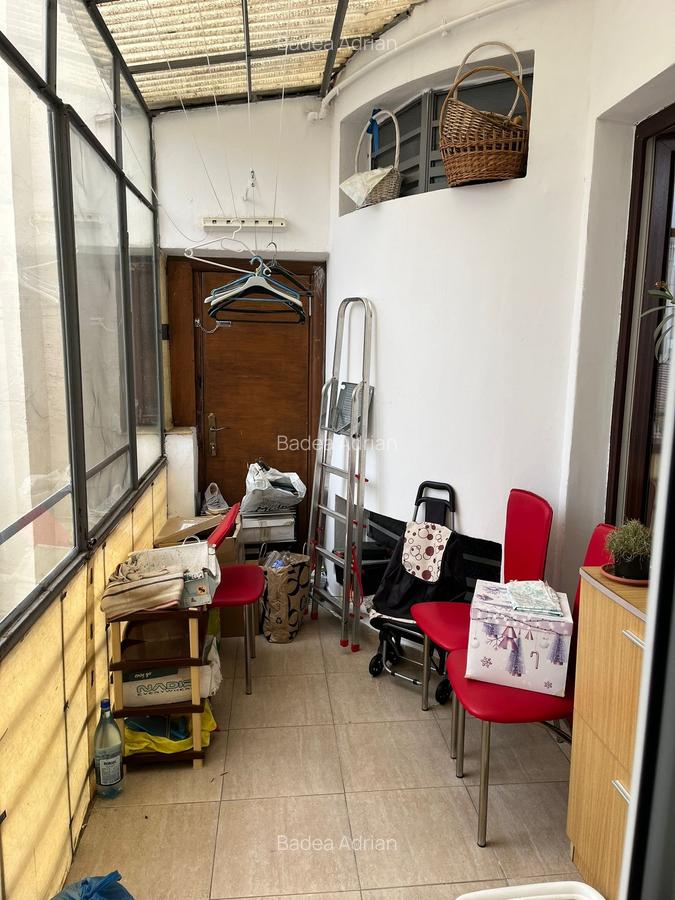 Apartament cu 3 camere semidecomandat în Dacia - 12