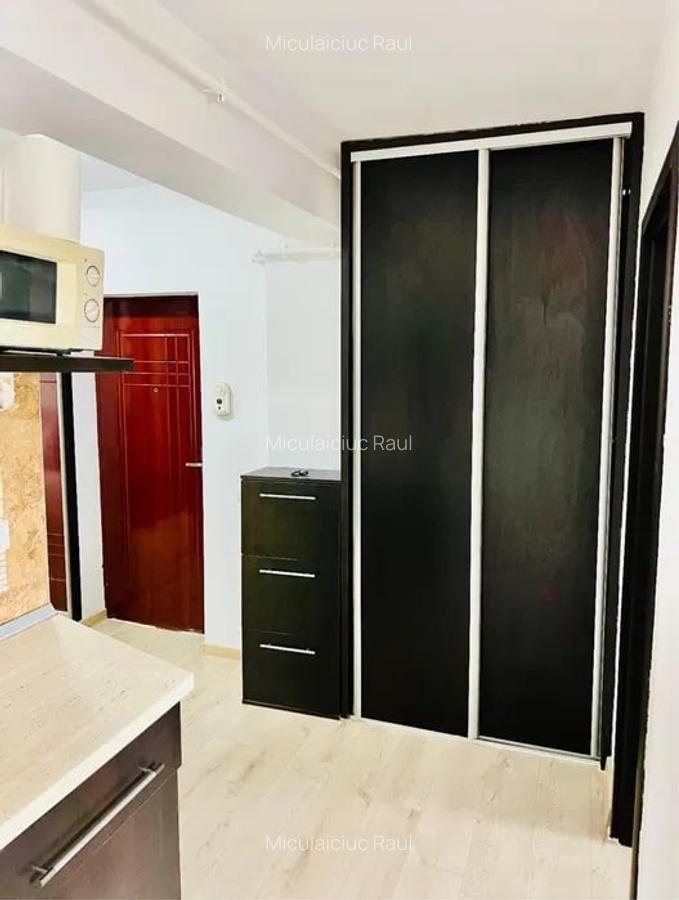 Apartament, 2 camere, 40mp, zona Edgar Quinet. - 3