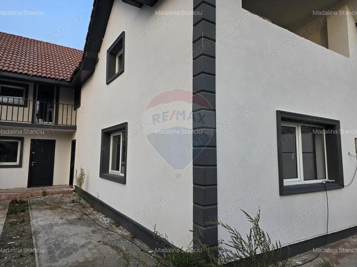 Apartament cu 4 camere de vanzare COMISION 0% - 5