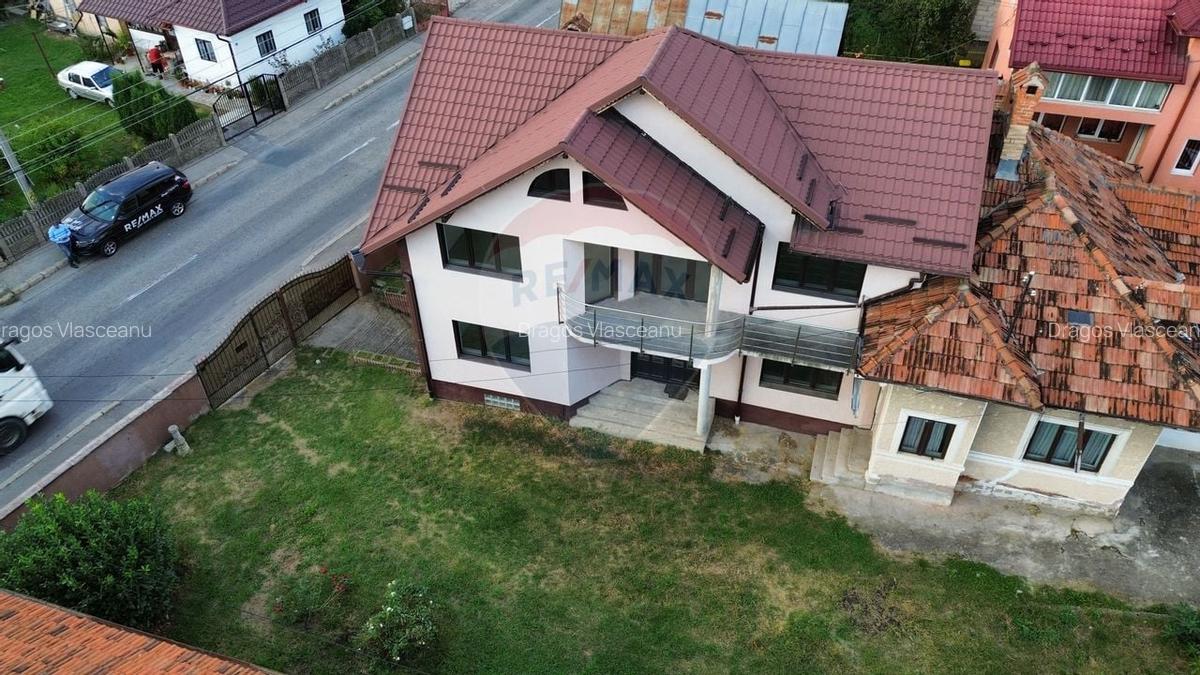 Casa de vanzare in Campulung la pret de apartament. - 17