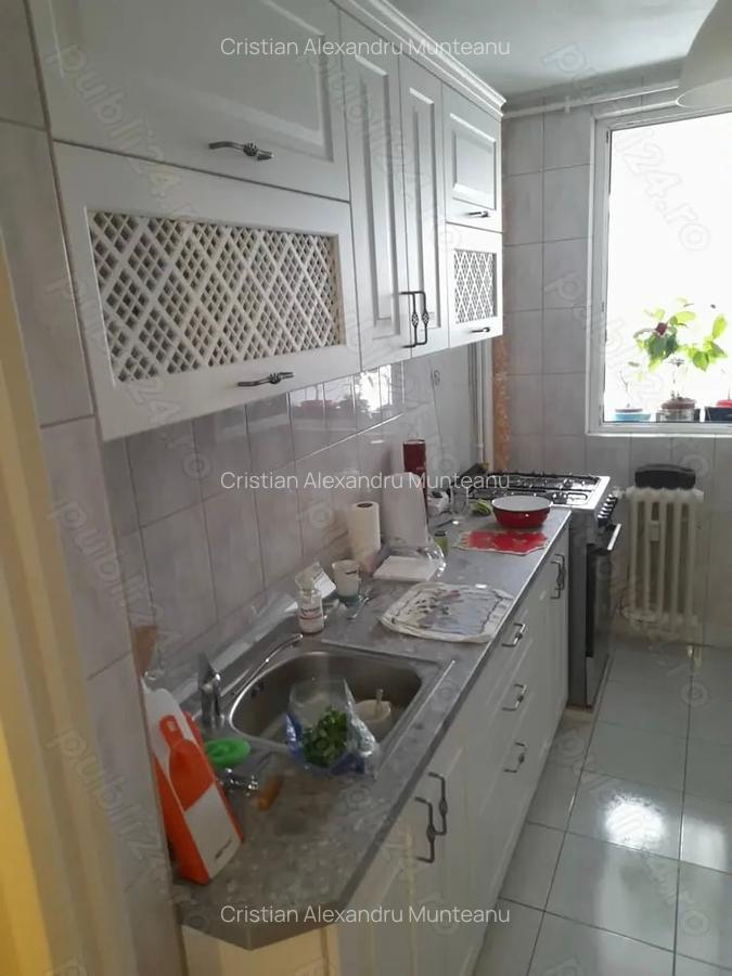 3 camere decomandat Complex Drumul Taberelor - 4