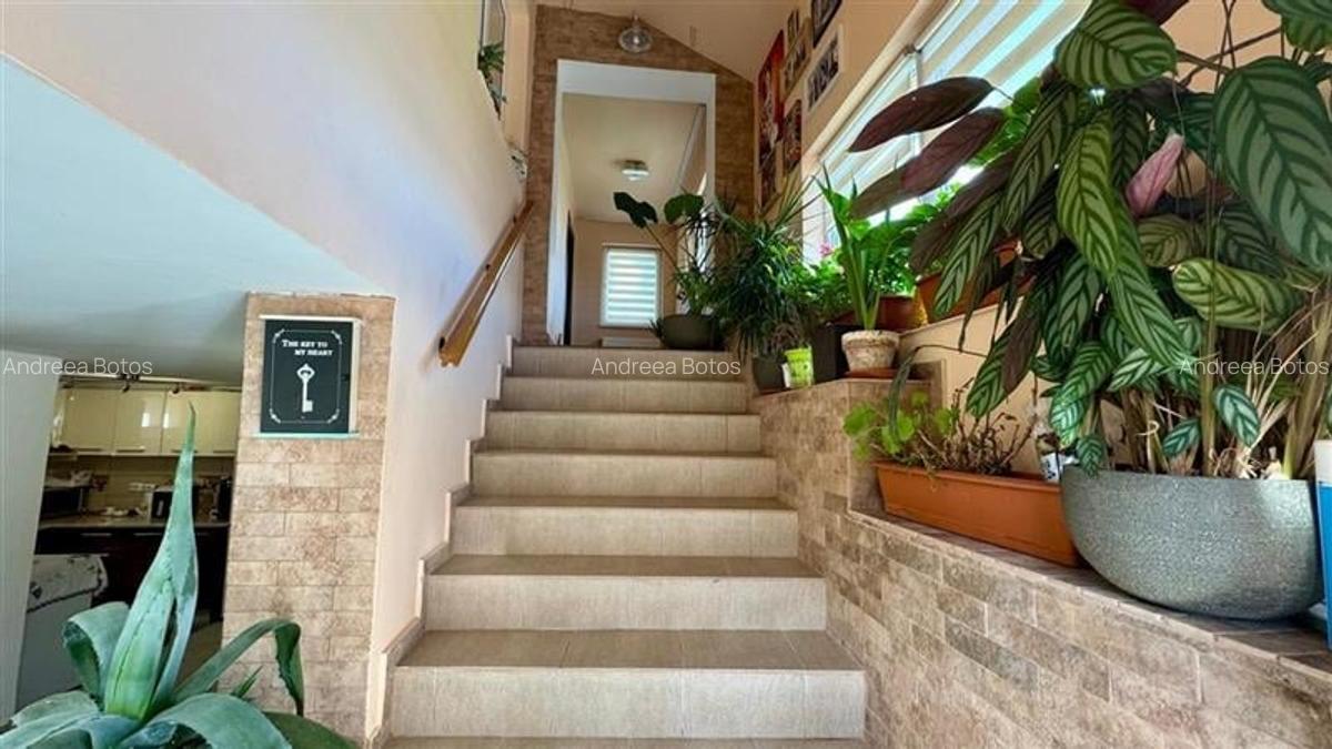 FILM!Vila cocheta, renovata, 400 mp teren,garaj,pivnita,Brancovenesti,Targu Mure - 9