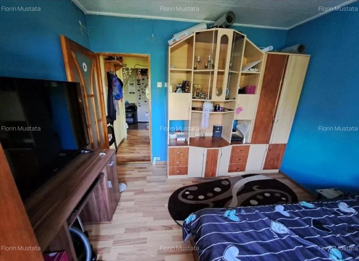 Apartament 2 camere decomandat, zona Garii, etaj 3. - 5