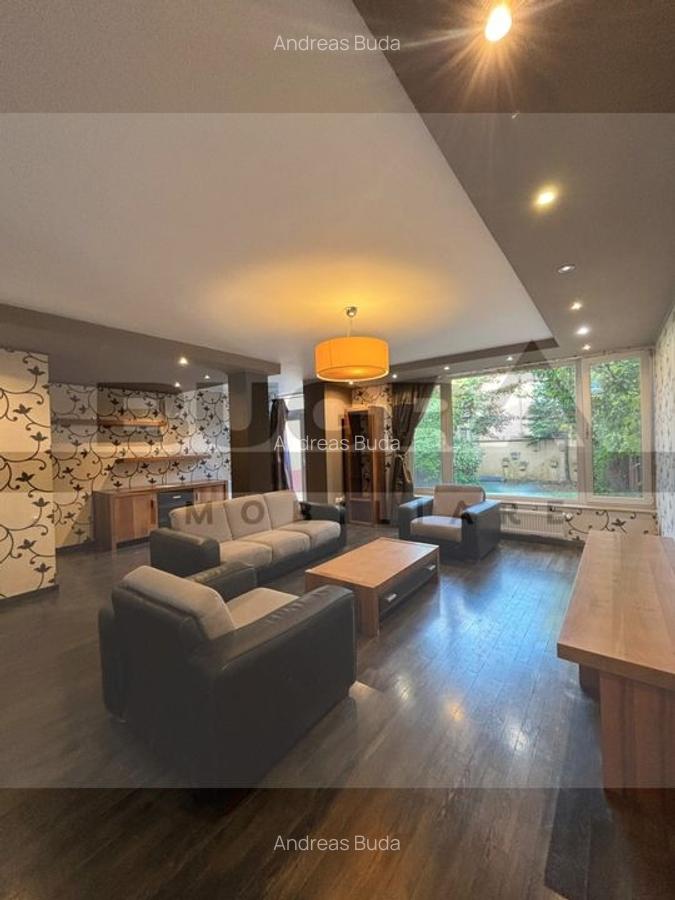 Casă cu 6 camere, 320 mp utili, gradina, garaj, zona Home Garden - 1