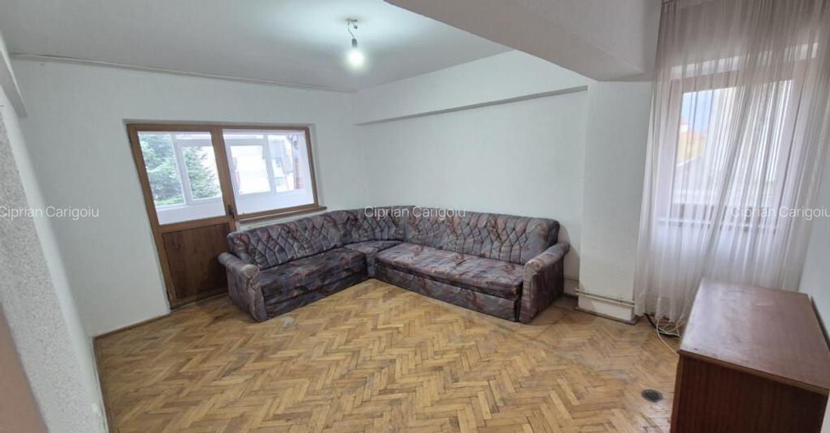 Apartament 3 camere - zona Casei de Cultura - 2