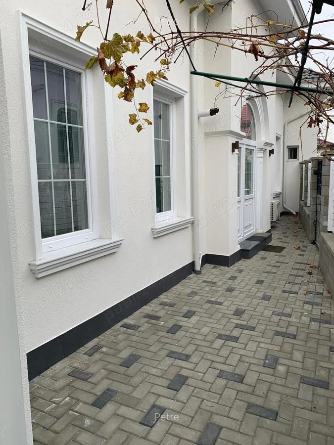 Vand casa 4 camere din caramida zona centrala - 11