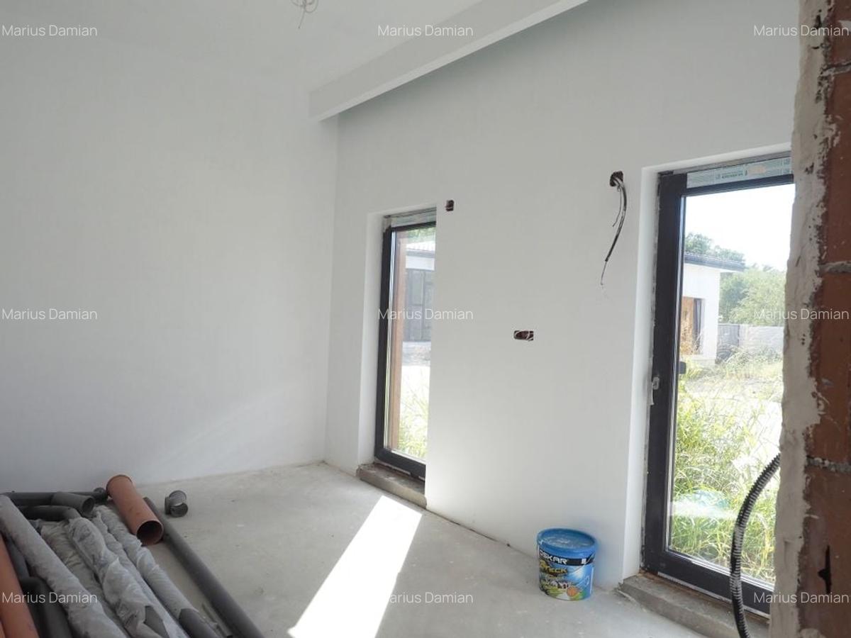 VANZARE CASA CU TEREN 800MP CORBEANCA PADURE - 15