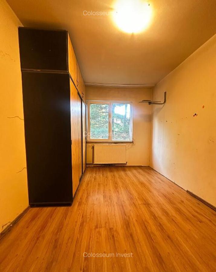 Apartament 3 camere, decomandat - zona Calea Bucuresti - 2