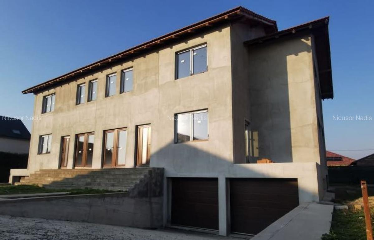 Casă disponibilă de vânzare tip duplex - 2