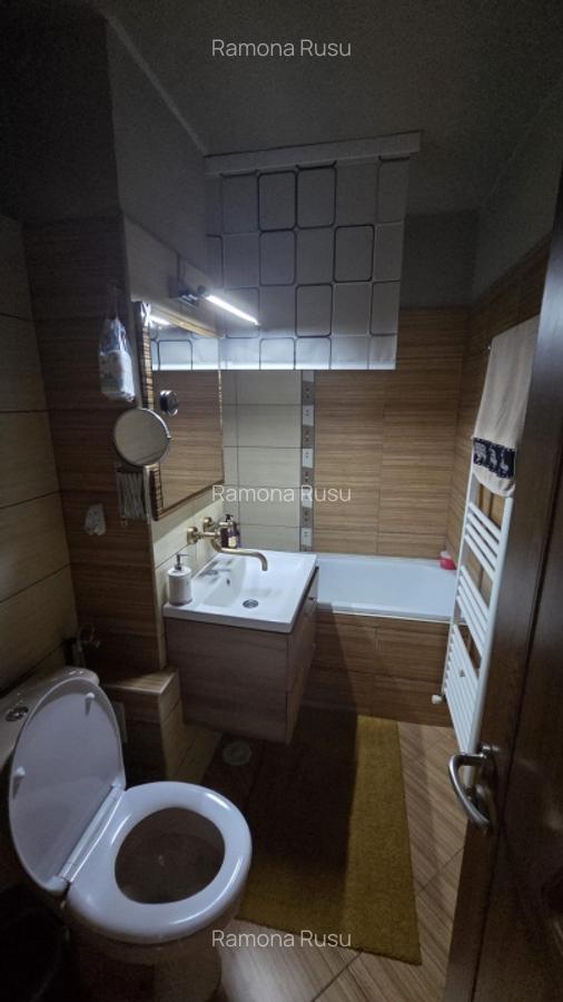 Apartament cu 3 camere in Micro 15 - 10